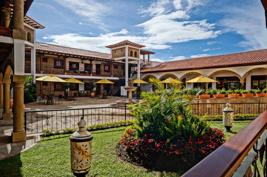 Hotel Campanario de la Villa 1