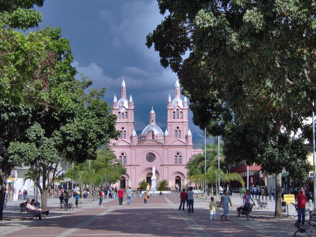 TOUR CIUDADES CAPITALES BUGA