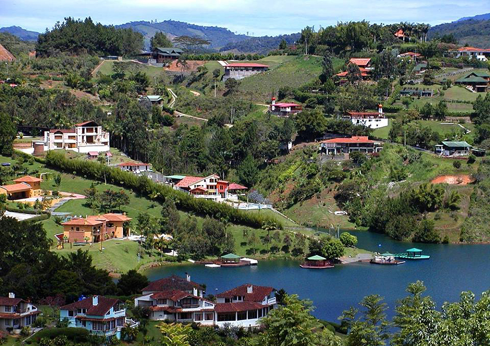 Lago-Calima-Colombia