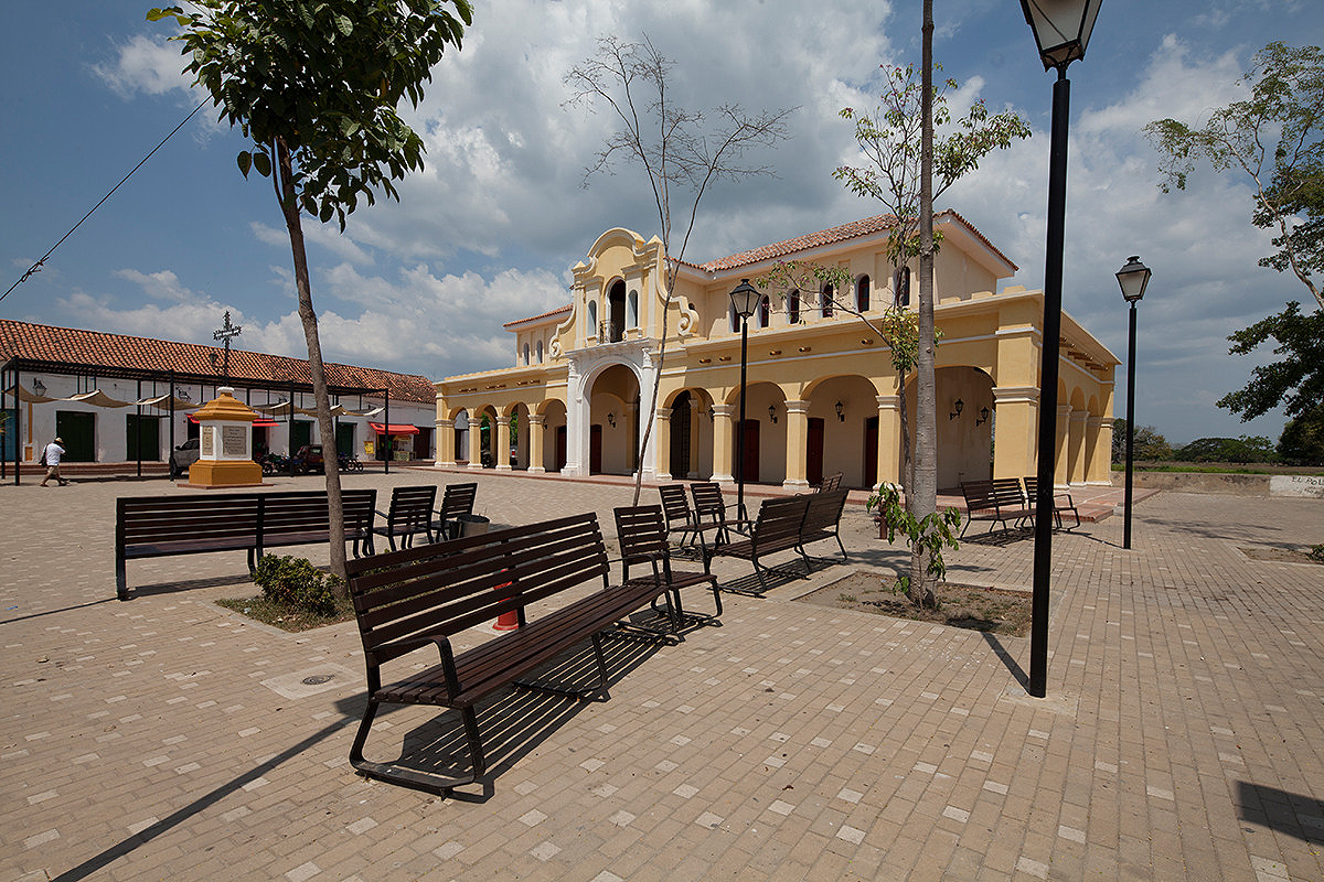 mompox 22