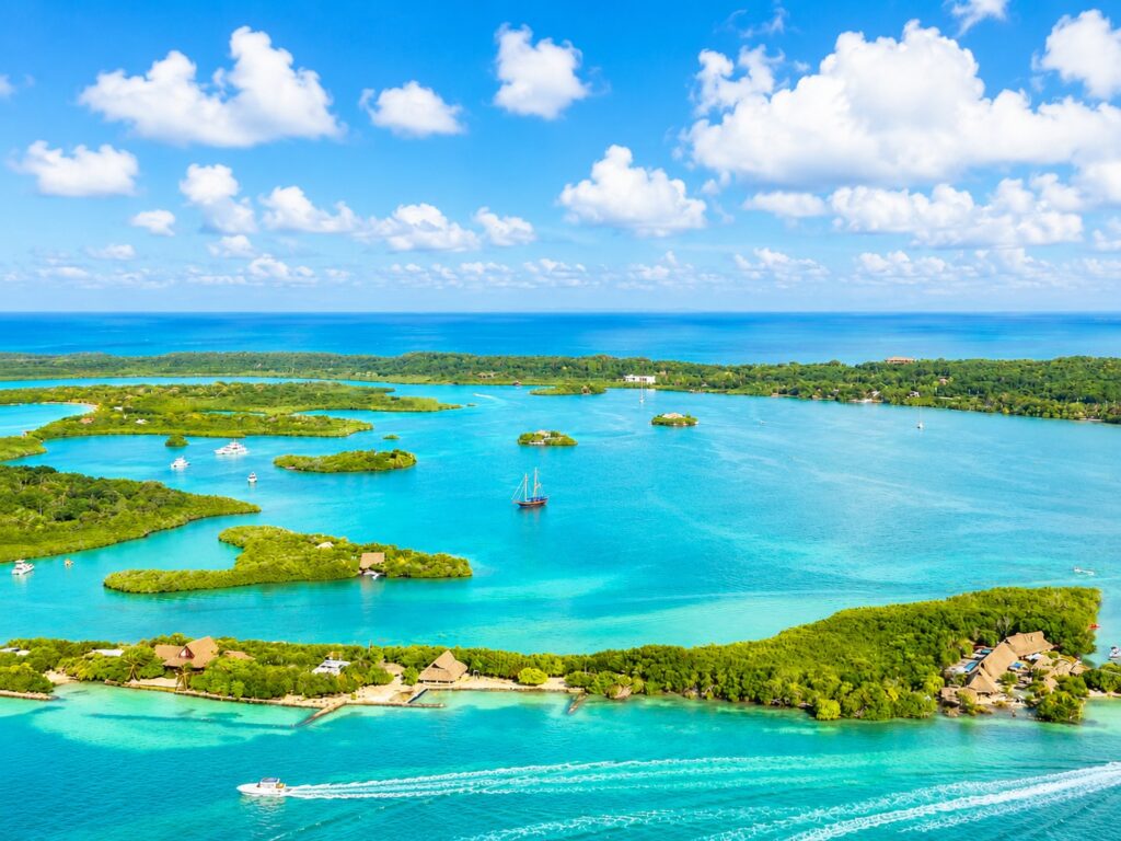 Islas by Air